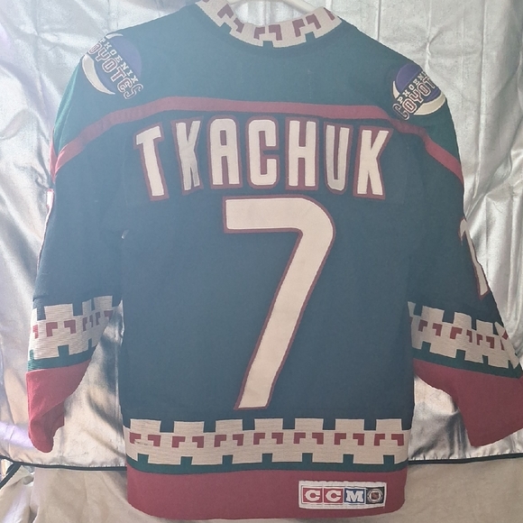 Boys XL CCM Black and Burgundy Hockey Jersey - Picture 10 of 15